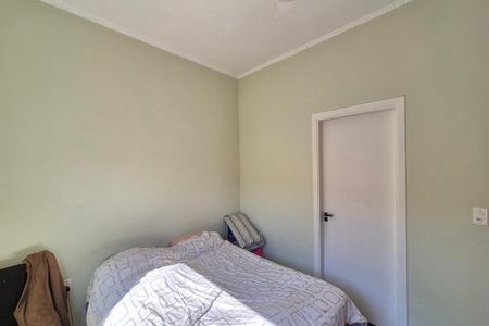 Casa à venda com 190m², 4 quartos e 3 vagas Casa à venda com 190m², 4 quartos e 3 vagasQuarto 2 - Suíte