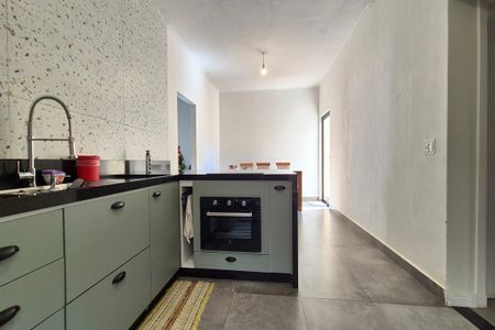 Casa à venda com 190m², 4 quartos e 3 vagas Casa à venda com 190m², 4 quartos e 3 vagasCozinha