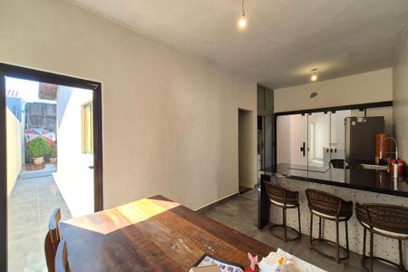 Casa à venda com 190m², 4 quartos e 3 vagas Casa à venda com 190m², 4 quartos e 3 vagasCopa