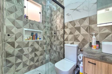 Casa à venda com 190m², 4 quartos e 3 vagas Casa à venda com 190m², 4 quartos e 3 vagasBanheiro da Suíte