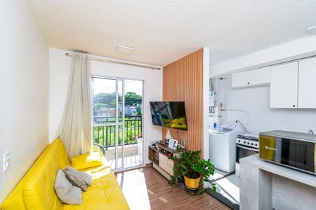 Sala de apartamento para alugar com 1 quarto, 34m² em Vista Alegre, Rio de Janeiro