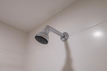 Banheiro de kitnet/studio à venda com 1 quarto, 26m² em Pompeia, São Paulo