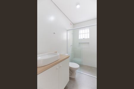 Banheiro de kitnet/studio para alugar com 1 quarto, 38m² em Jardim São Paulo, São Paulo