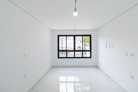 Casa à venda com 126m², 3 quartos e 2 vagas Casa à venda com 126m², 3 quartos e 2 vagasSala