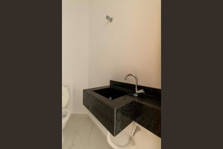 Casa à venda com 126m², 3 quartos e 2 vagasLavabo