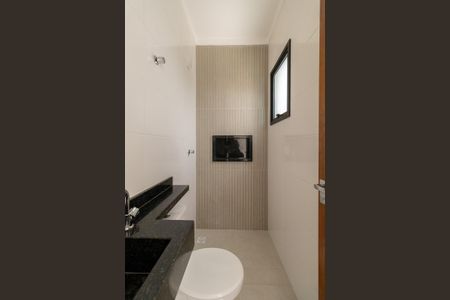 Casa à venda com 126m², 3 quartos e 2 vagasBanheiro