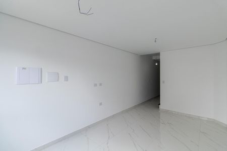 Sala de casa à venda com 3 quartos, 126m² em Vila Granada, São Paulo