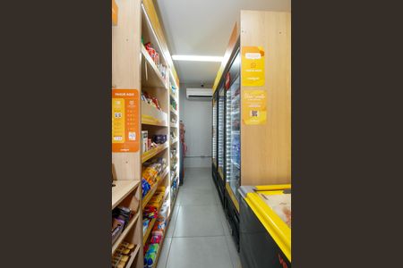 Apartamento para alugar com 179m², 3 quartos e 1 vagaÁrea Comum - Mini Mercado