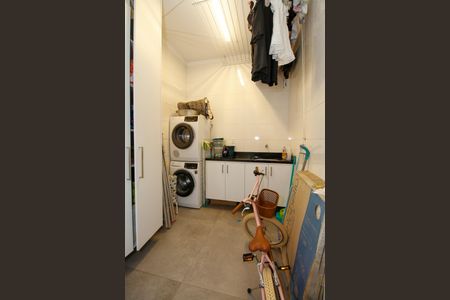 Apartamento para alugar com 179m², 3 quartos e 1 vagaÁrea de Serviço