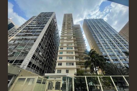 Apartamento para alugar com 179m², 3 quartos e 1 vagaFachada do Prédio (Avenida Paulista)