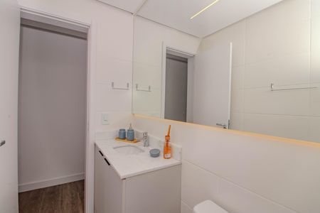 Apartamento à venda com 63m², 2 quartos e 1 vagaBanheiro Social