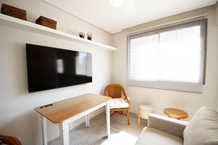 sala de kitnet/studio para alugar com 1 quarto, 28m² em Pinheiros, São Paulo