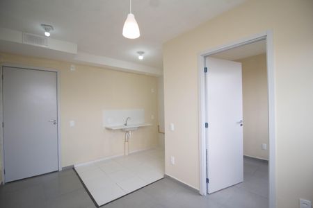 Sala de apartamento para alugar com 2 quartos, 32m² em Vila Palmeiras, São Paulo