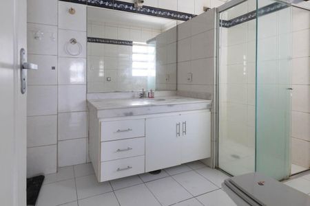 Apartamento para alugar com 75m², 2 quartos e sem vaga Apartamento para alugar com 75m², 2 quartos e sem vagaBanheiro