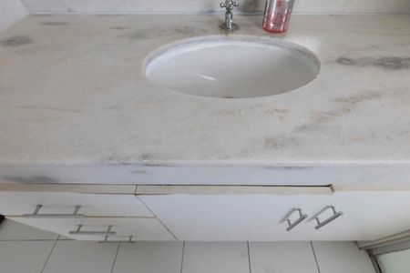 Apartamento para alugar com 75m², 2 quartos e sem vaga Apartamento para alugar com 75m², 2 quartos e sem vagaBanheiro