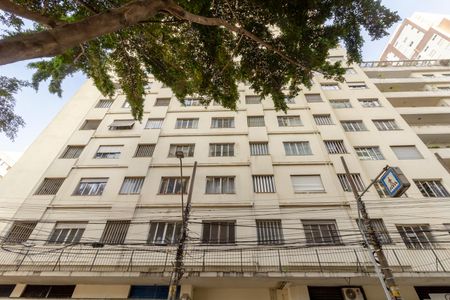 Apartamento para alugar com 75m², 2 quartos e sem vaga Apartamento para alugar com 75m², 2 quartos e sem vagaFachada