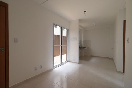 Sala de apartamento para alugar com 2 quartos, 42m² em Parque Residencial Candido Portinari, Ribeirão Preto