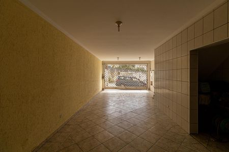 Garagem de casa para alugar com 3 quartos, 125m² em Cidade Líder, São Paulo