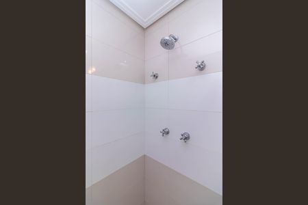 Apartamento à venda com 117m², 3 quartos e 3 vagas Apartamento à venda com 117m², 3 quartos e 3 vagasBanheiro da Suíte 1