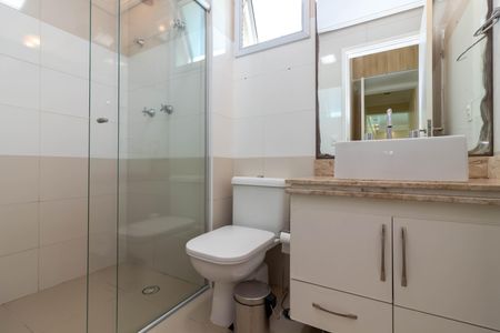 Apartamento à venda com 117m², 3 quartos e 3 vagas Apartamento à venda com 117m², 3 quartos e 3 vagasBanheiro da Suíte 1