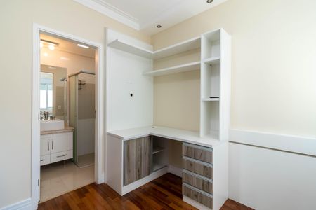 Apartamento à venda com 117m², 3 quartos e 3 vagas Apartamento à venda com 117m², 3 quartos e 3 vagasSuíte 2