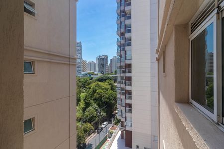 Apartamento à venda com 117m², 3 quartos e 3 vagas Apartamento à venda com 117m², 3 quartos e 3 vagasCozinha - Vista
