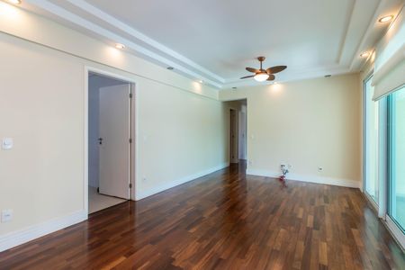 Apartamento à venda com 117m², 3 quartos e 3 vagas Apartamento à venda com 117m², 3 quartos e 3 vagasSala