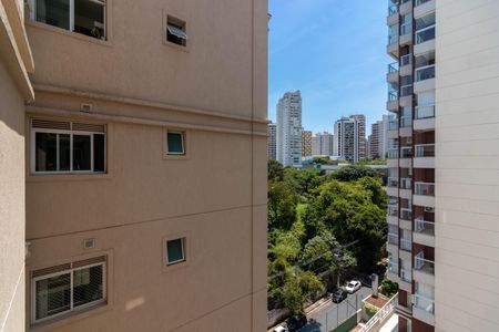 Apartamento à venda com 117m², 3 quartos e 3 vagas Apartamento à venda com 117m², 3 quartos e 3 vagasÁrea de Serviço - Vista