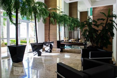 Apartamento à venda com 117m², 3 quartos e 3 vagas Apartamento à venda com 117m², 3 quartos e 3 vagasHall Social