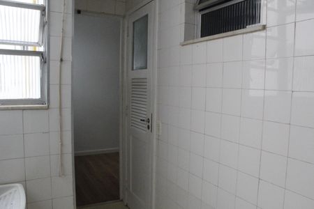 Apartamento à venda com 112m², 2 quartos e 1 vagaÁrea de Serviço