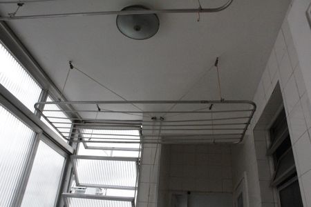 Apartamento à venda com 112m², 2 quartos e 1 vagaÁrea de Serviço