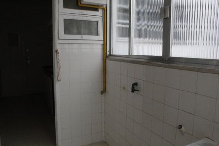 Apartamento à venda com 112m², 2 quartos e 1 vagaÁrea de Serviço