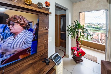 Apartamento à venda com 2 quartos, 54m² em Santa Monica, Belo Horizonte