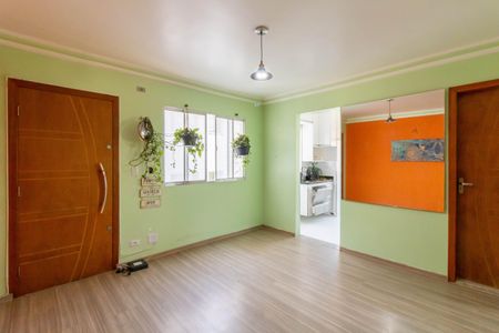 Sala de apartamento para alugar com 2 quartos, 42m² em Jardim Adriana, Guarulhos