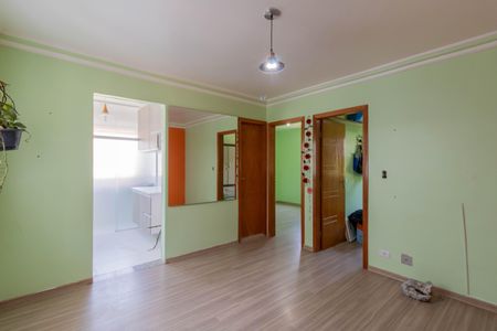 Sala de apartamento para alugar com 2 quartos, 42m² em Jardim Adriana, Guarulhos