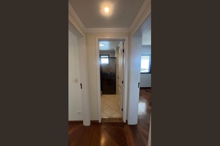 Apartamento à venda com 142m², 3 quartos e 3 vagasCorredor