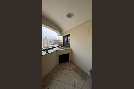 Apartamento à venda com 142m², 3 quartos e 3 vagasCozinha Varanda