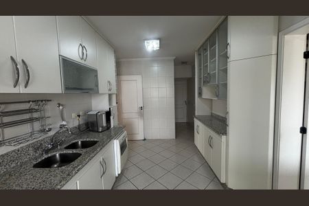 Apartamento à venda com 142m², 3 quartos e 3 vagasCozinha