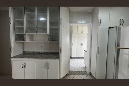 Apartamento à venda com 142m², 3 quartos e 3 vagasCozinha