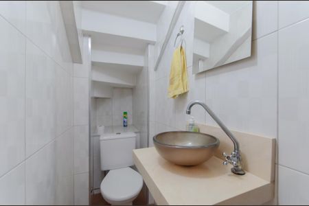 Casa à venda com 88m², 2 quartos e 1 vagaLavabo