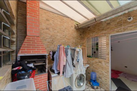 Casa à venda com 88m², 2 quartos e 1 vagaÁrea de Serviço