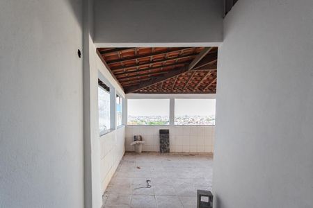 Casa para alugar com 200m², 4 quartos e 2 vagasVaranda