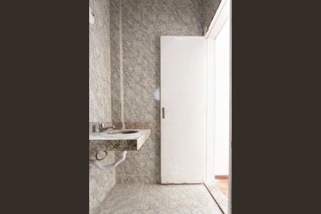 Casa para alugar com 200m², 4 quartos e 2 vagasBanheiro da Suíte