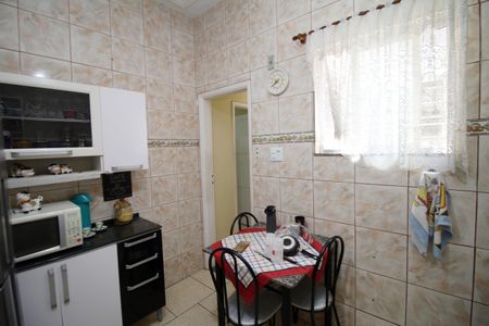 Apartamento à venda com 96m², 2 quartos e 1 vagaCozinha