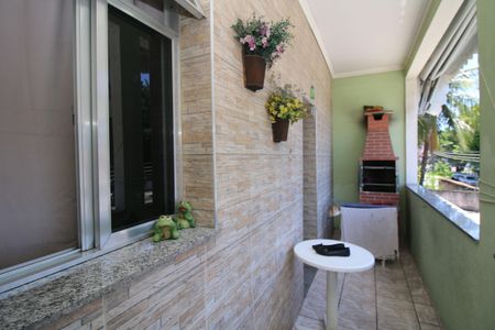 Apartamento à venda com 96m², 2 quartos e 1 vagaVaranda