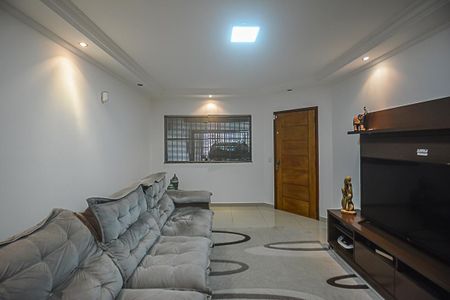 Casa à venda com 184m², 3 quartos e 2 vagas Casa à venda com 184m², 3 quartos e 2 vagasSala