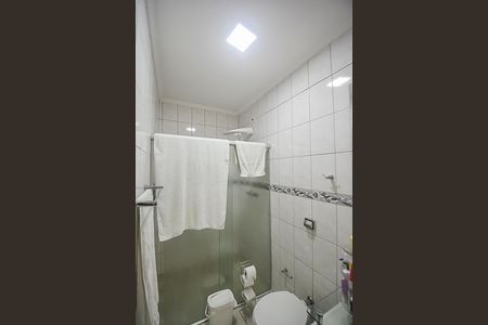 Casa à venda com 184m², 3 quartos e 2 vagas Casa à venda com 184m², 3 quartos e 2 vagasBanheiro