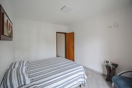 Casa à venda com 184m², 3 quartos e 2 vagas Casa à venda com 184m², 3 quartos e 2 vagasQuarto Suíte