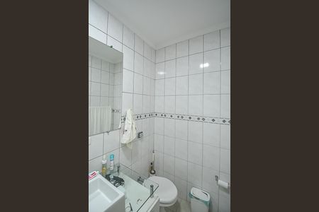 Casa à venda com 184m², 3 quartos e 2 vagas Casa à venda com 184m², 3 quartos e 2 vagasBanheiro da Suíte