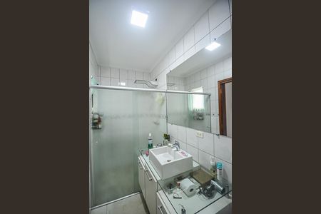 Casa à venda com 184m², 3 quartos e 2 vagas Casa à venda com 184m², 3 quartos e 2 vagasBanheiro da Suíte